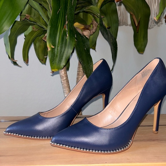 BCBGeneration - Picture 2 of 4